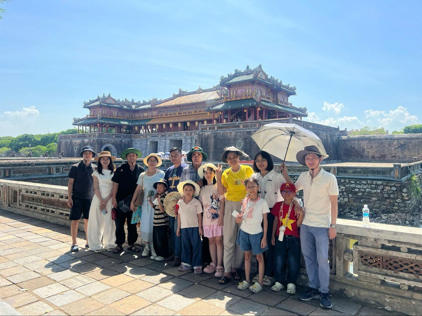 tham quan Hoàng Thành Huế